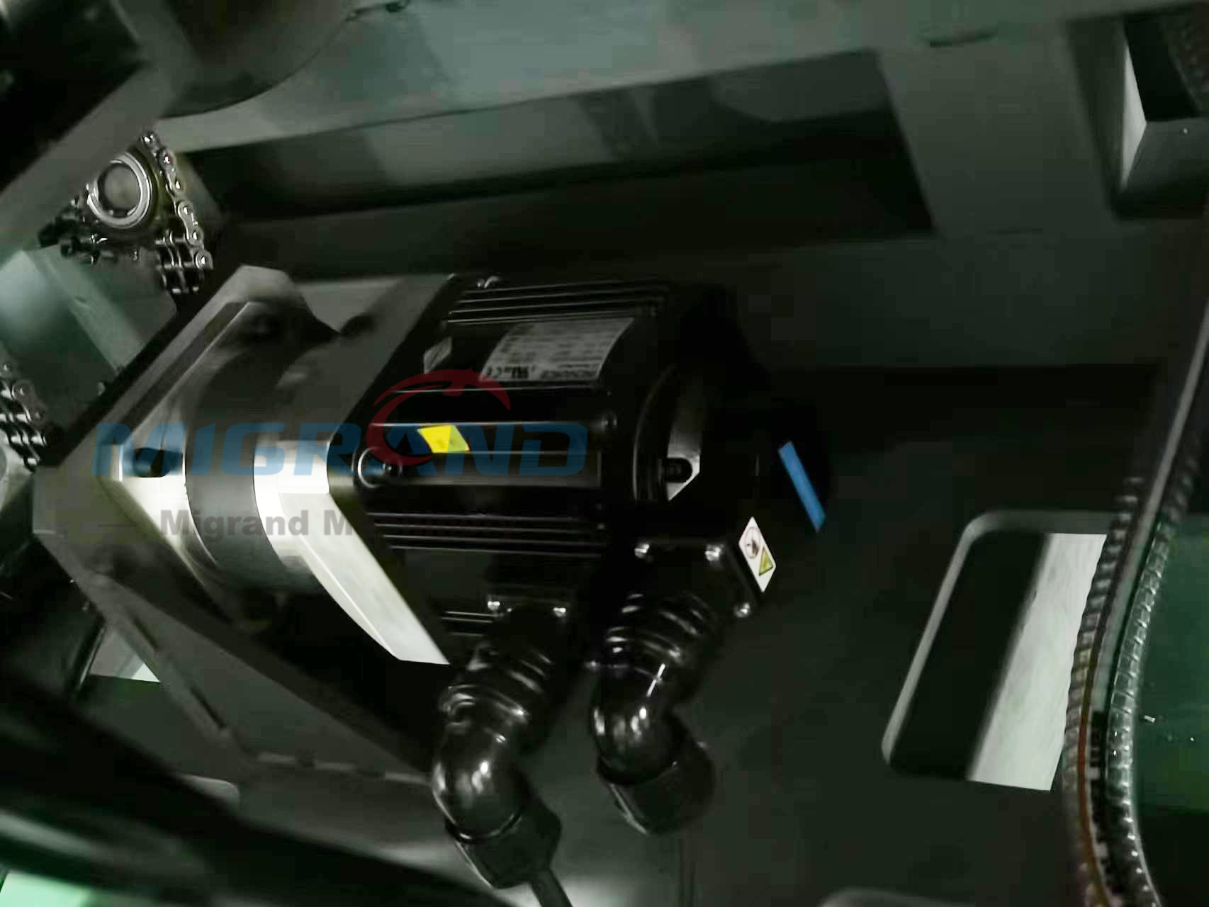 GD-150 Main servo motor 2-1 GD-150 محرك سيرفو رئيسي 2-1