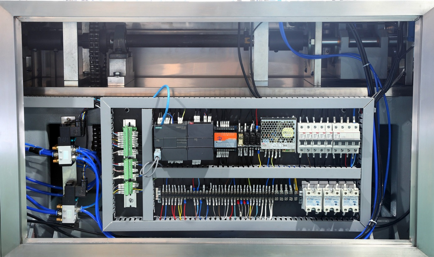 صندوق كهربائي