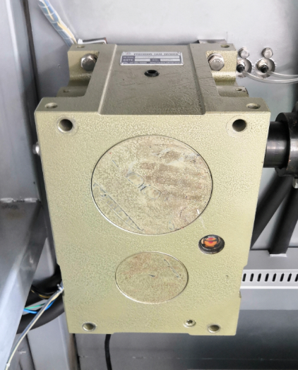 يضمن مقسم الكامات عالي عزم الدوران عملًا مستقرًا لذراع الجر المتأرجح